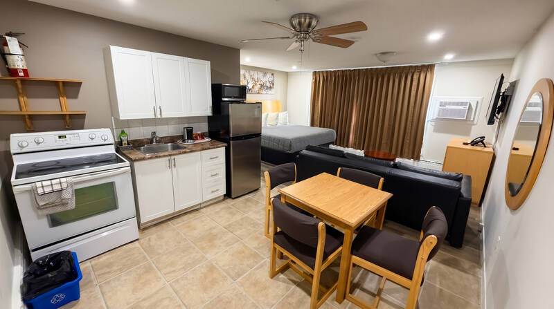King Suite with Kitchen
